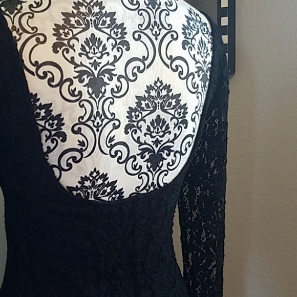 Black Lace mini dress - Picture 6 of 7